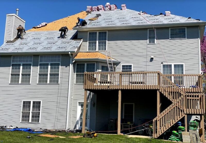 roof installation in Bloomington gray shingles