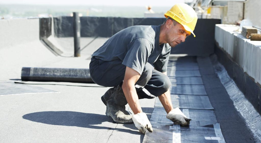 what is the longest lasting commercial flat roof